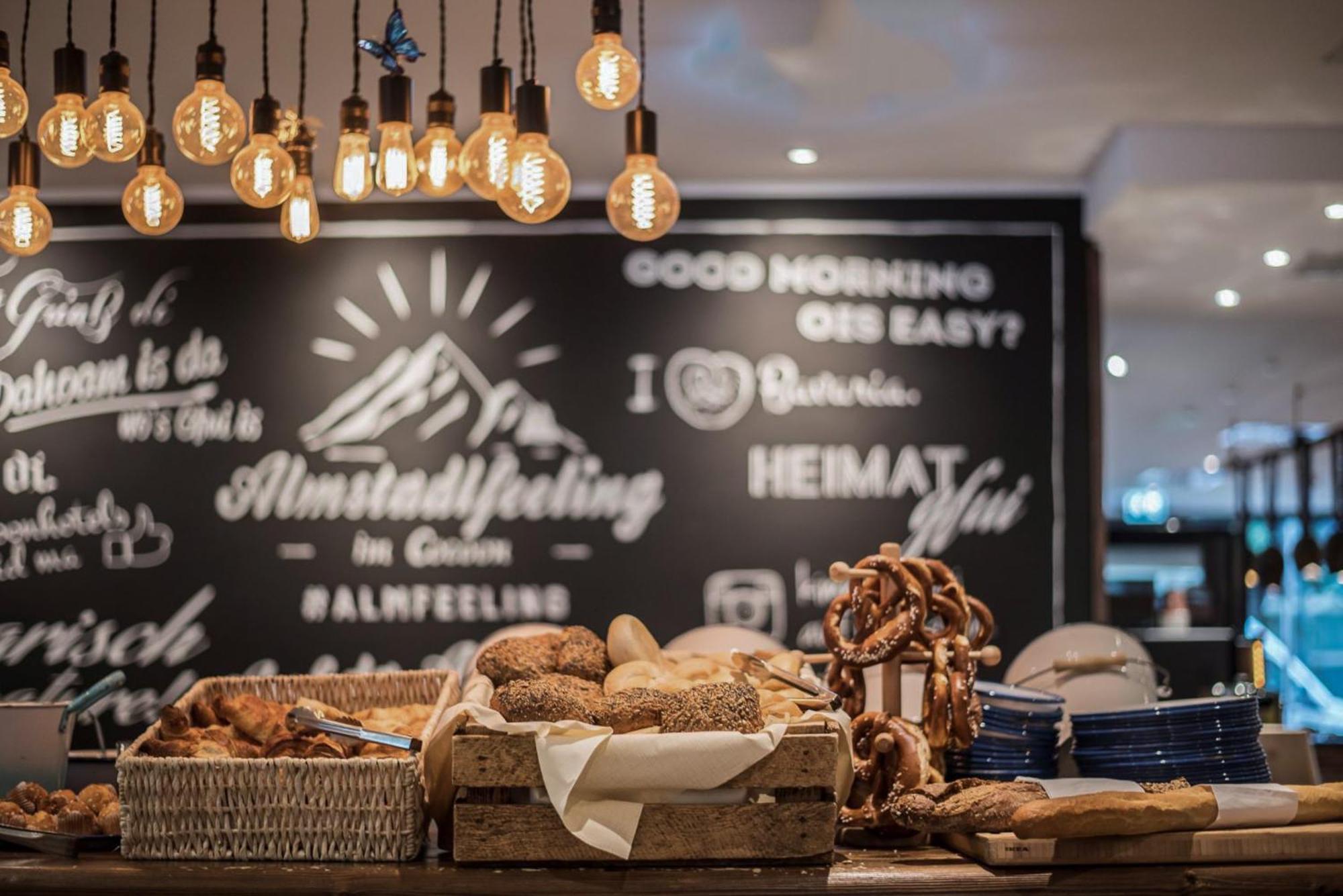 Hotel Cocoon Hauptbahnhof Monaco di Baviera Esterno foto